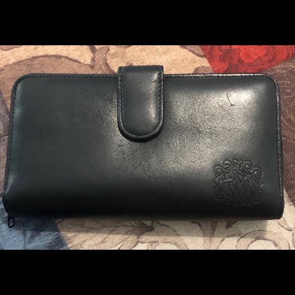 Handbags - Wallet leather cowhide Black EUC Women’s wallet